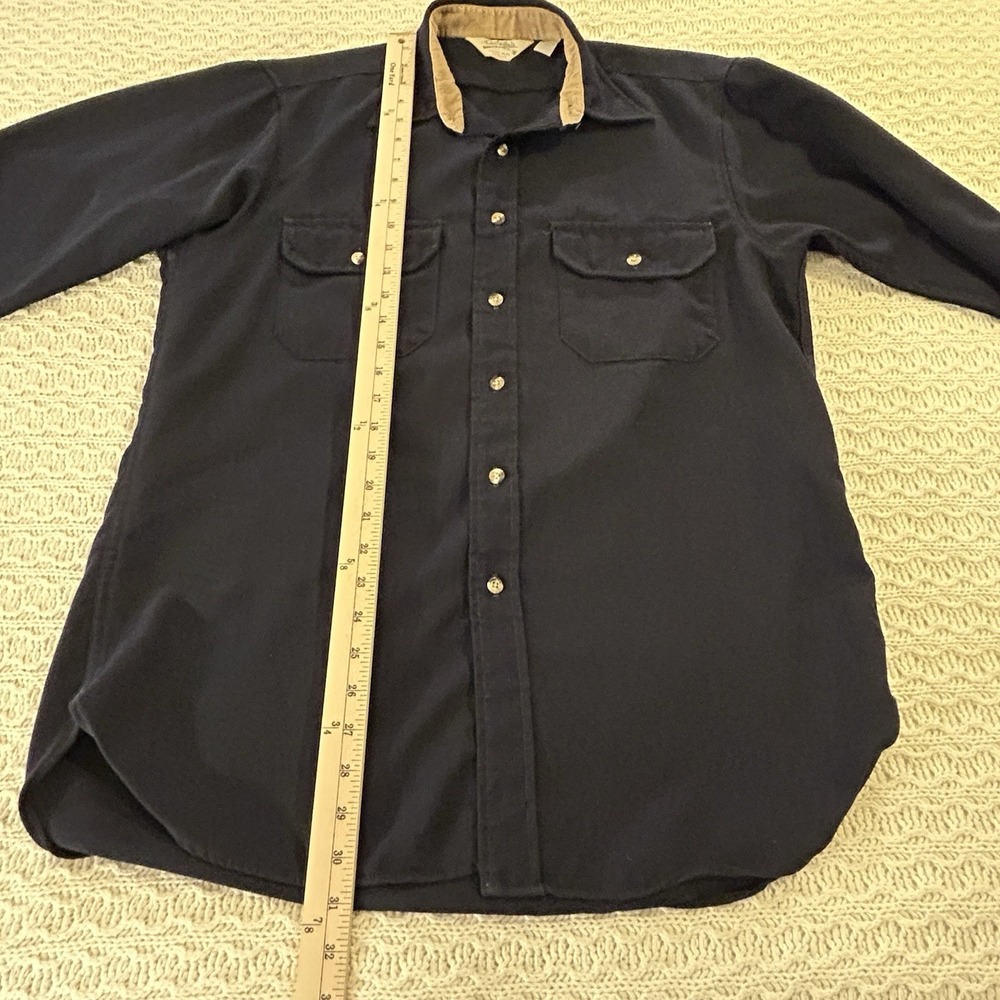 Vintage Cabelas Men's Large Navy Blue Button Down Work Shirt Corduroy Collar - Picture 6 of 6